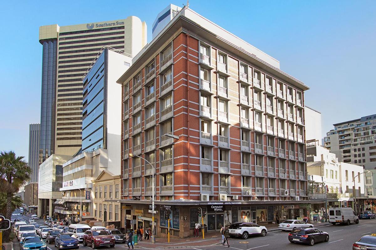 Gold Buffalo Hotel Cape Town Exterior photo